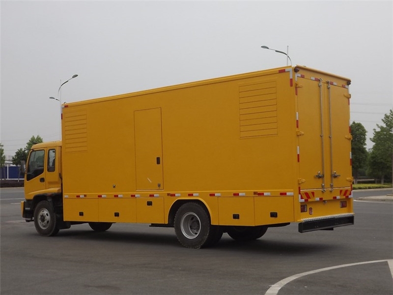 巴青发电车出租- 柴油发电机油箱怎么清洗