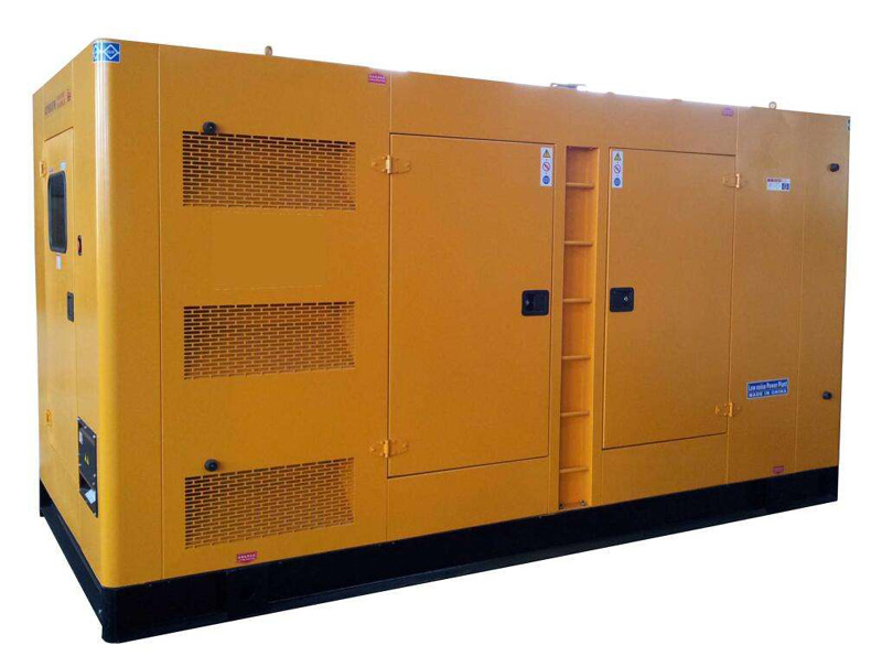 巴青租赁发电机-柴油发电机组散热水箱里水里有机油是怎么回事？