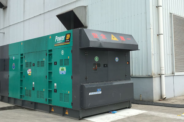 巴青燃油滤清器的更换流程是怎样的？