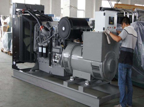 巴青柴油发电机组和储能设备配合使用的案例