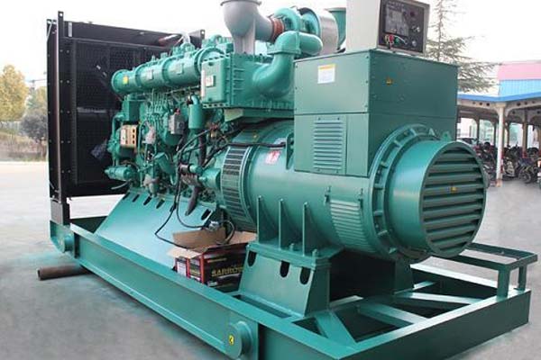 巴青工厂发电机应急发电中如何优化燃油储备管理？